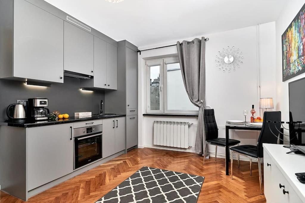 Komfort W Sercu Miasta Wroclaw Luaran gambar